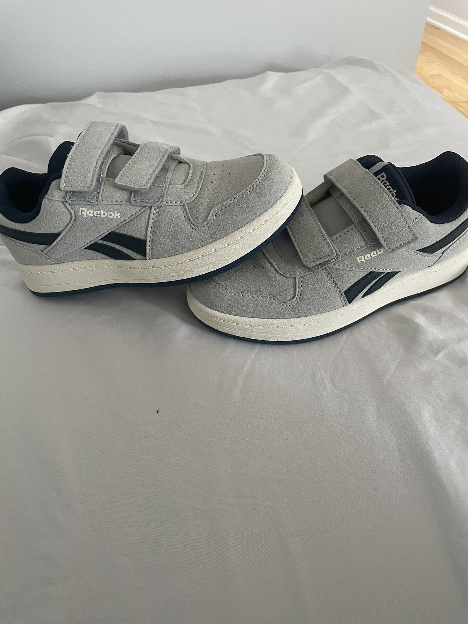 Reebok Boys Royal Prime 2.0 grey/blue US 1 Kids Sneaker New no box