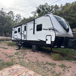 2022 Alta 2810KIK
