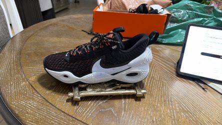 Nike Cosmic Unit TB Black White