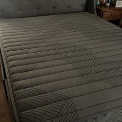 Queen mattress with bed frame