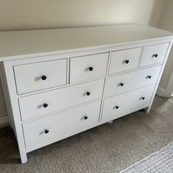 Ikea Hemnes 8-Drawer Dresser Chest - White