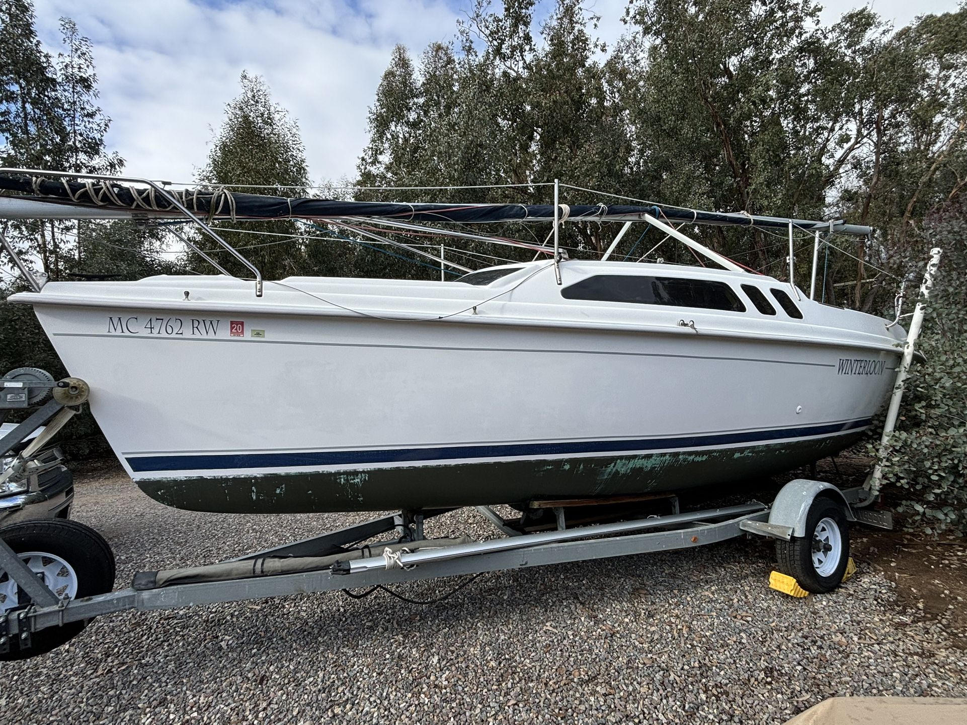 2000 Hunter 240 Trailerable Sloop Sailboat W 9.9 Honda Great Deal!