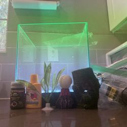 Fish Tank 3 Gal - Bundle