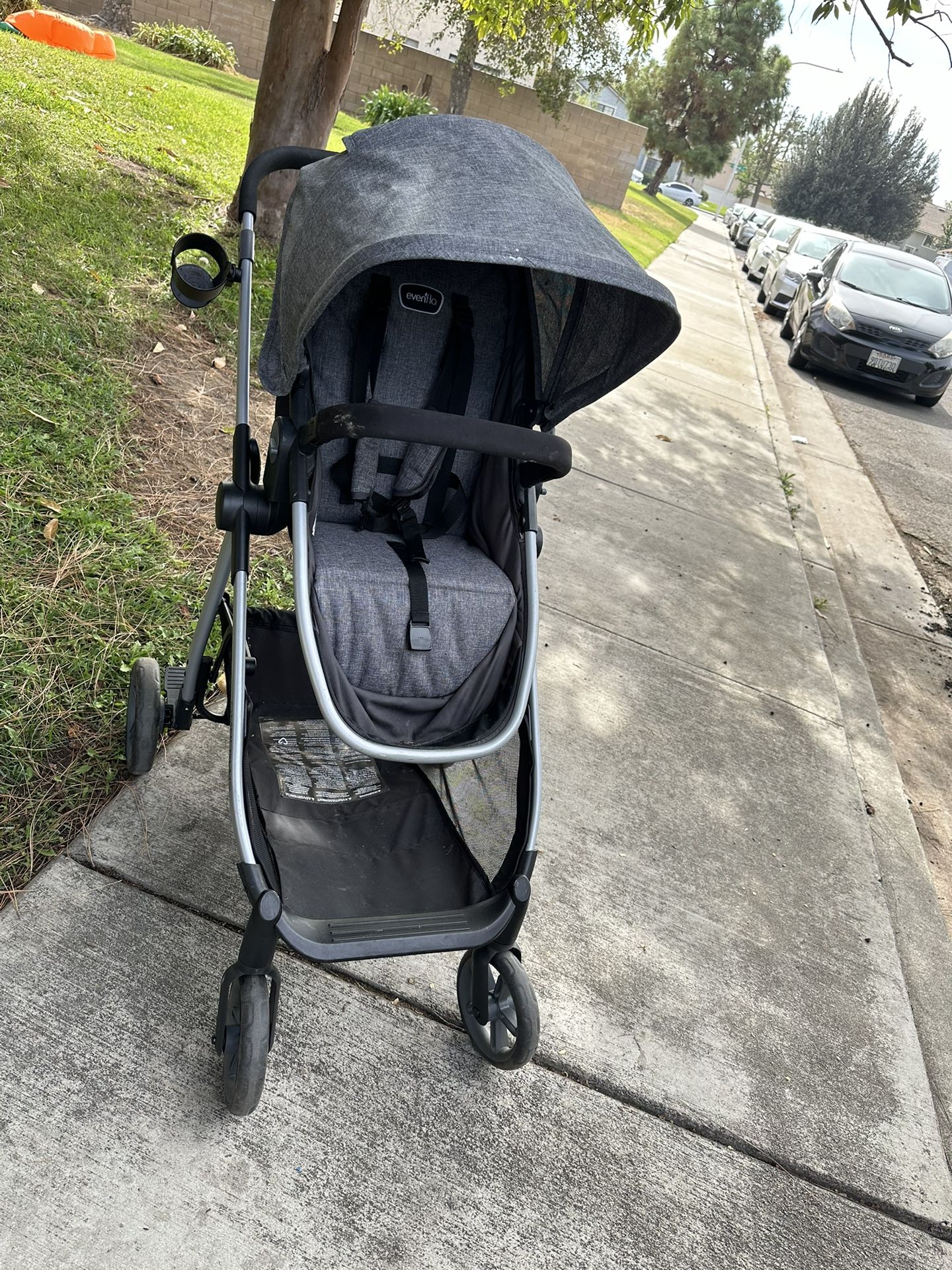 Evenflo Omni Plus stroller