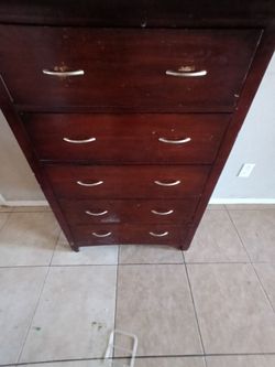 2 piece room set with Tv
