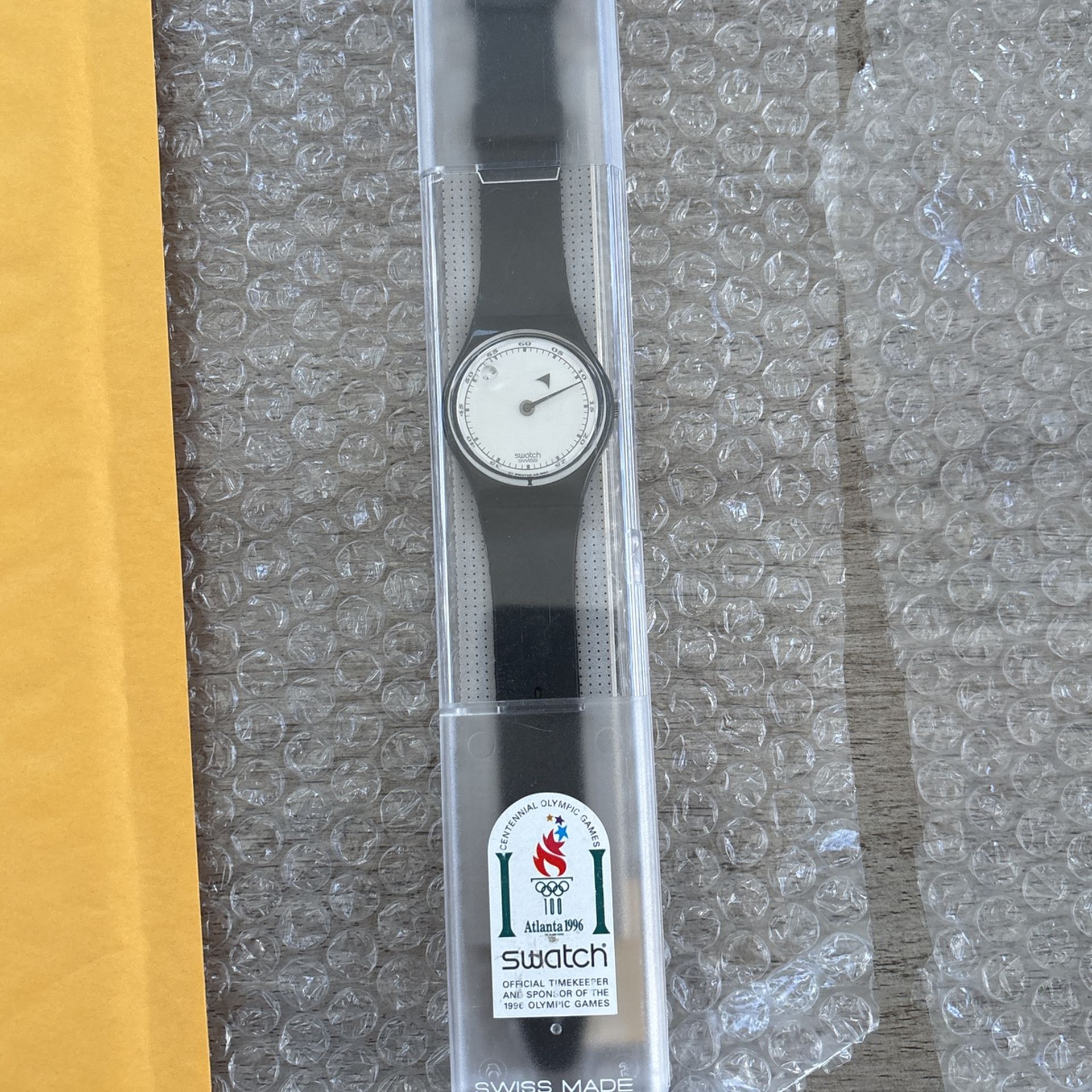 Vintage Swatch Watch GB417 Turnover -Preowned for Sale in Corona