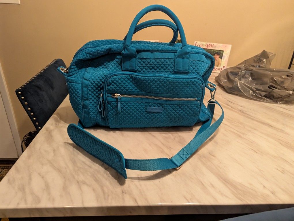 vera Bradley weekender bag 