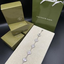 5 Motifs Silver With Diamonds Clover Van Cleef & Arpels 