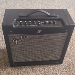 Fender Mustang II Guitar Amp