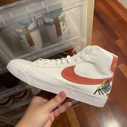 Blazer Mid 77 Catechu Size 11 Women’s 