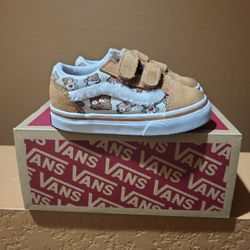 Toddler Van's 