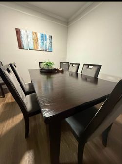 Dining Tables With Seats