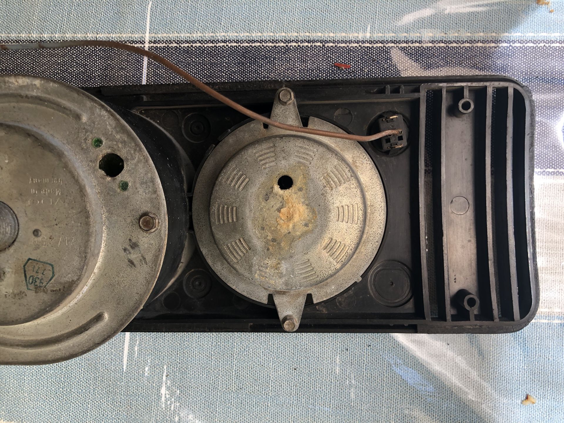 71 Volkswagen BUS INSTRUMENT PANEL cluster gas gauge speedometer 1970