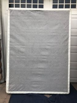 Like New Queen Box Spring - Can Deliver!