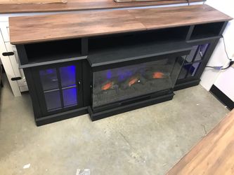 New,70”TV stand with fireplace 70”x13.8”x32”H( already assembled