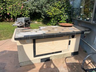 Bar top and counter