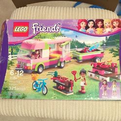 LEGO Friends Adventure Camper 