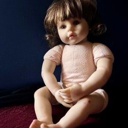 Muñeca Tipo Realista