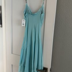 Girls dress. (Prom?).