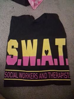 Size large like new woman's tshirt