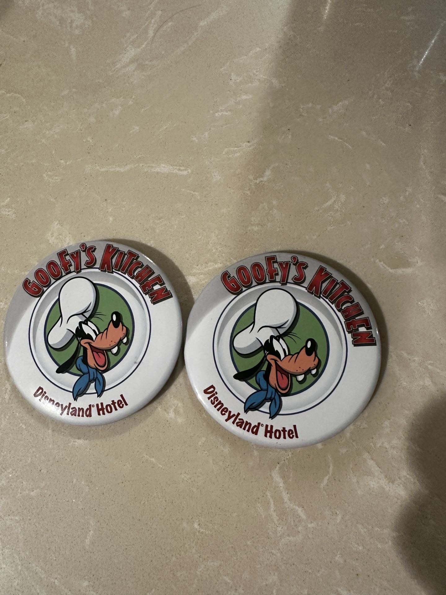 2 Goofys Kitchen Pins Disney