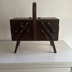 Vintage Sewing Box 