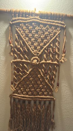 Macramé wall hang
