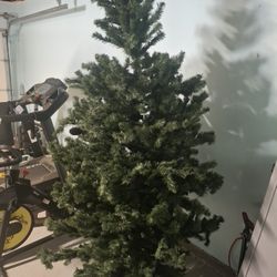 Free Fake Christmas Tree