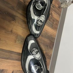 2015 Porsche Cayenne A AWD xenon Headlights (pair)