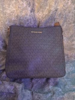 Michael Kors Jet Set Travel Large Logo Messenger Bag (No Strap)