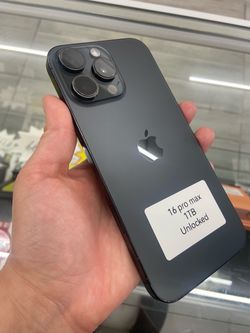 iPhone 16 pro max cash OR $50 down