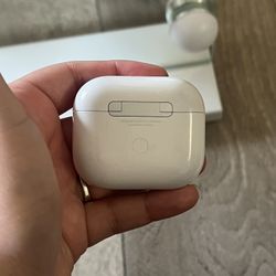 Apple AirPods Gen 3