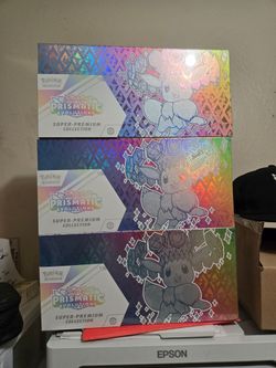 Prismatic Evolutions Special Premium Collection