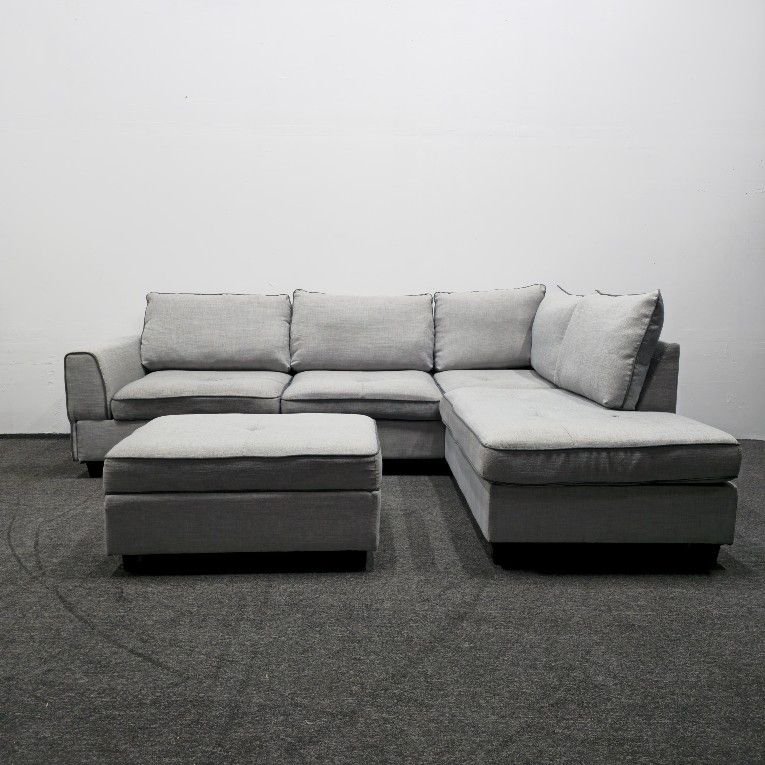 Free Delivery! Stylish and Spacious 3-Piece Sectional Sofa Set for Living Room, Reversible Chaise and Storage Ottoman, Light Grey
Couch