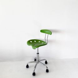 Rolling green office chair