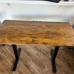 ErGear Electric Standing Desk – Adjustable Height w/ Memory Presets (Rustic Wood Top)
