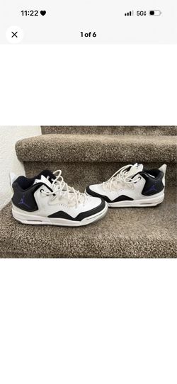 Nike Air Jordans Courtside 23 White Dark Concord AR1002-104 Size 5.5 Y