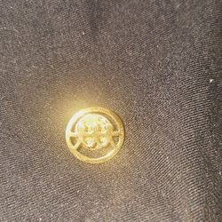 Three Figures Holding Hands Pin Gold Tone