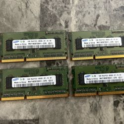 (4) 1GB RAM STICKS
