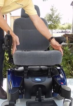 Invacare Pronto m91 Sure Step Wheel Chair