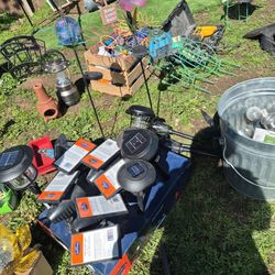 Yard sale and Plant sale