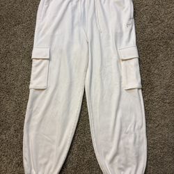 NWT Fabletics Cozy Fleece Cargo Jogger Sweatpants Baggy Creams Mens Size XL