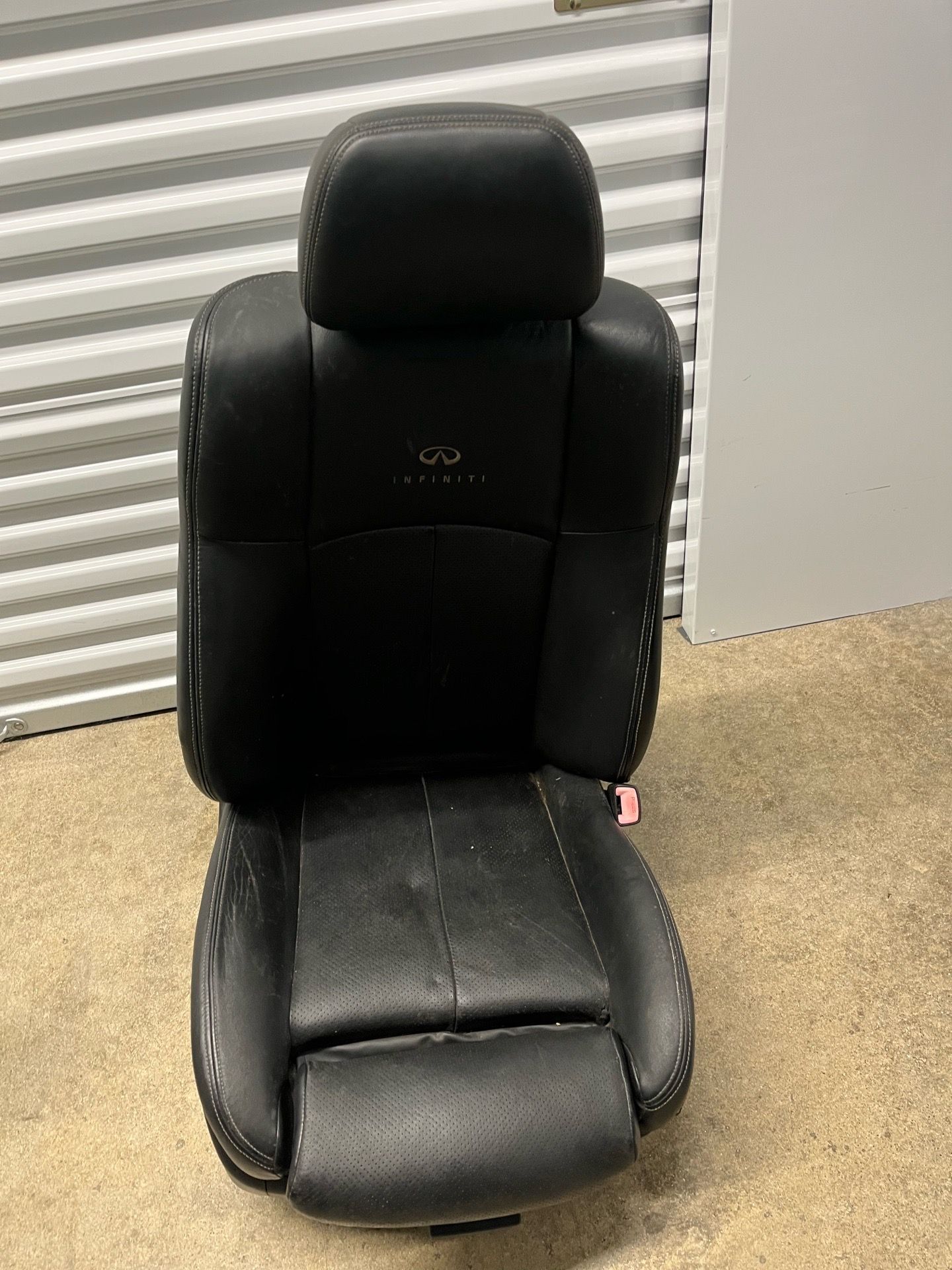 G37 G35 sport seat