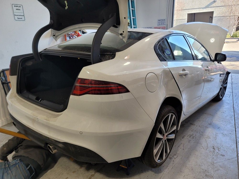 Jaguar Xe Car For parts 