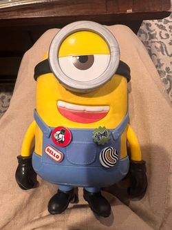 Minions Large Stuart Action Figure with Badges