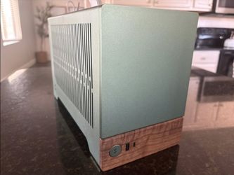Fractal Terra SFF Mini ITX Gaming PC