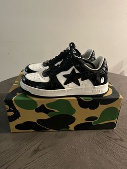 BAPESTA BLACK/WHITE SHOES Size 8