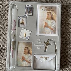 First Communion Girl’s Gift Set -NEW