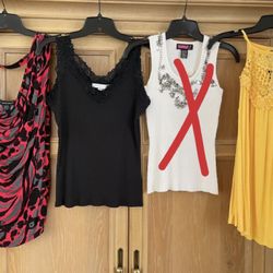 NEW Women’s Tops Medium