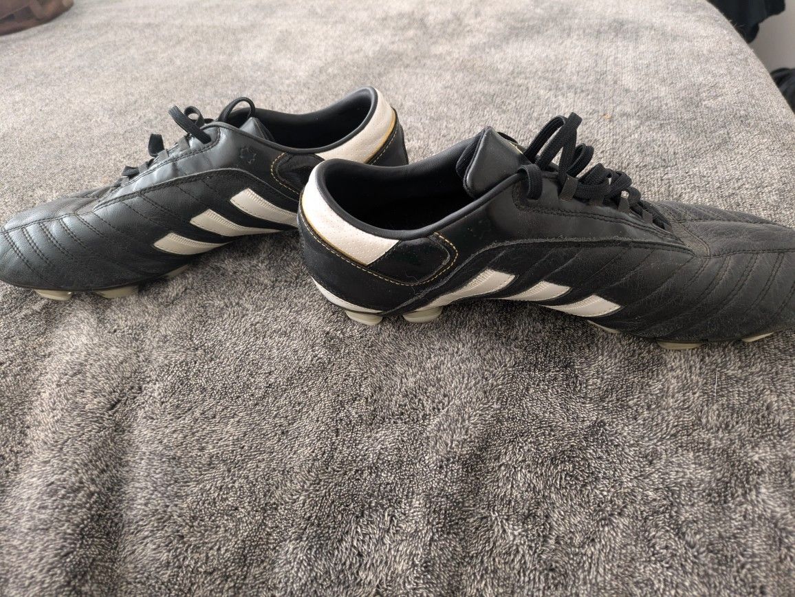 Soccer cleats - M Size 8.5